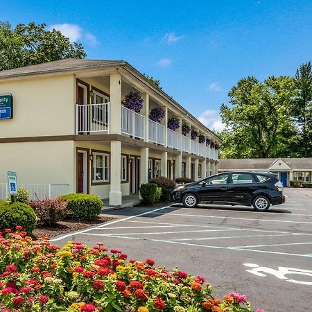 Rodeway Inn Poughkeepsie Extérieur photo